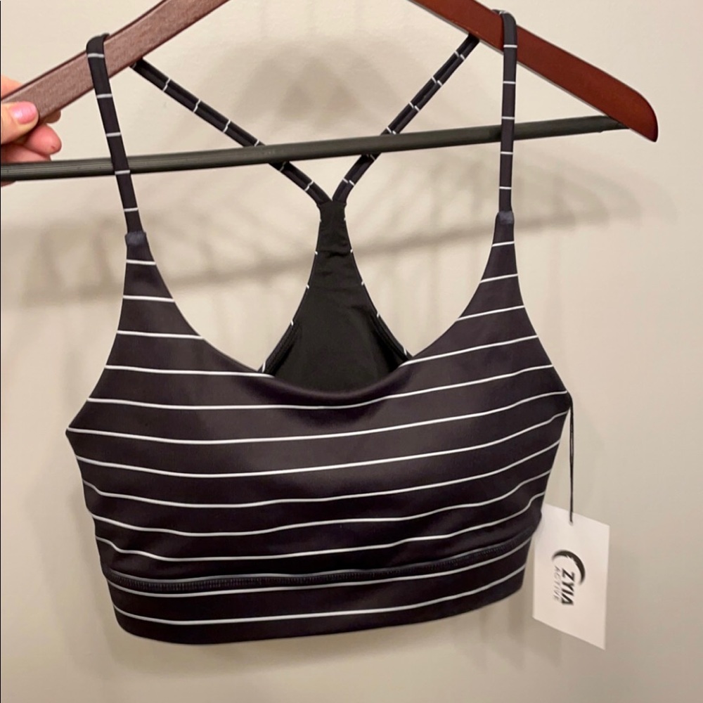 ZYIA Black Stripe Light and Tight Racer Straps Bra (XL)